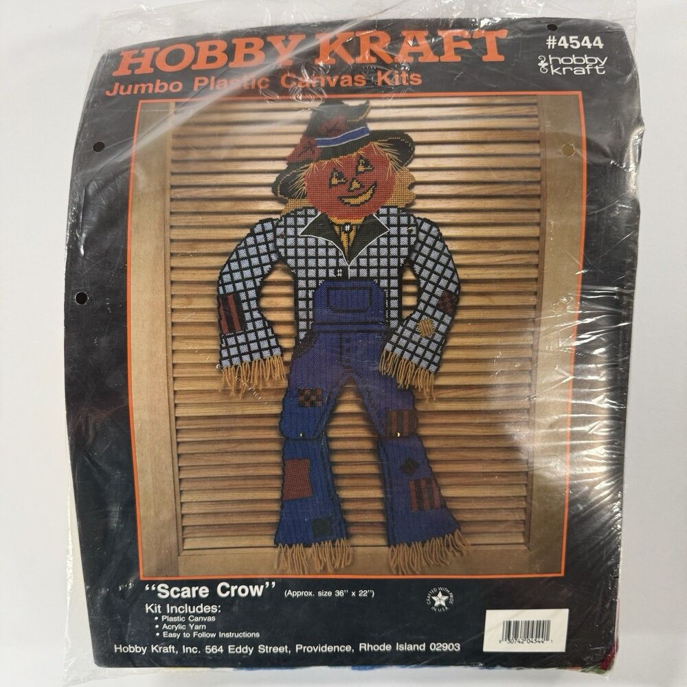 Hobby Kraft Jumbo Plastic Canvas Kit Scare Crow Halloween Pumpkin Fall #4544 NEW